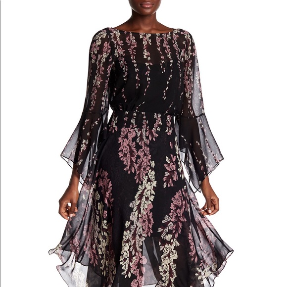 BCBGMaxAzria Dresses & Skirts - Bcbgmaxazria dress size m